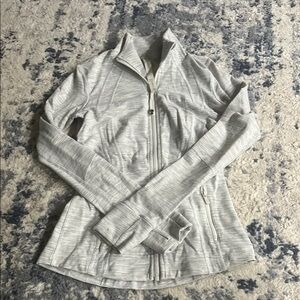LuluLemon size 4 grey and white define jacket